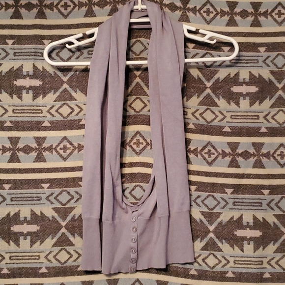 Top - Picture 2 of 2